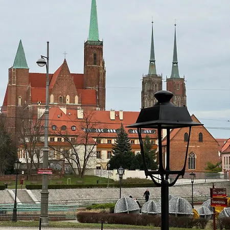 Idylla W Sercu Wroclawia Na Ostrowie Tumskim Wrocław