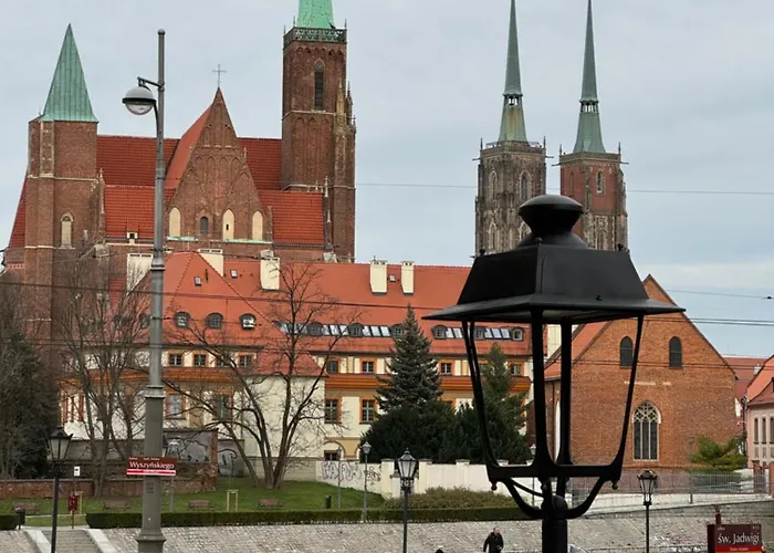 Idylla W Sercu Wroclawia Na Ostrowie Tumskim Wroclaw